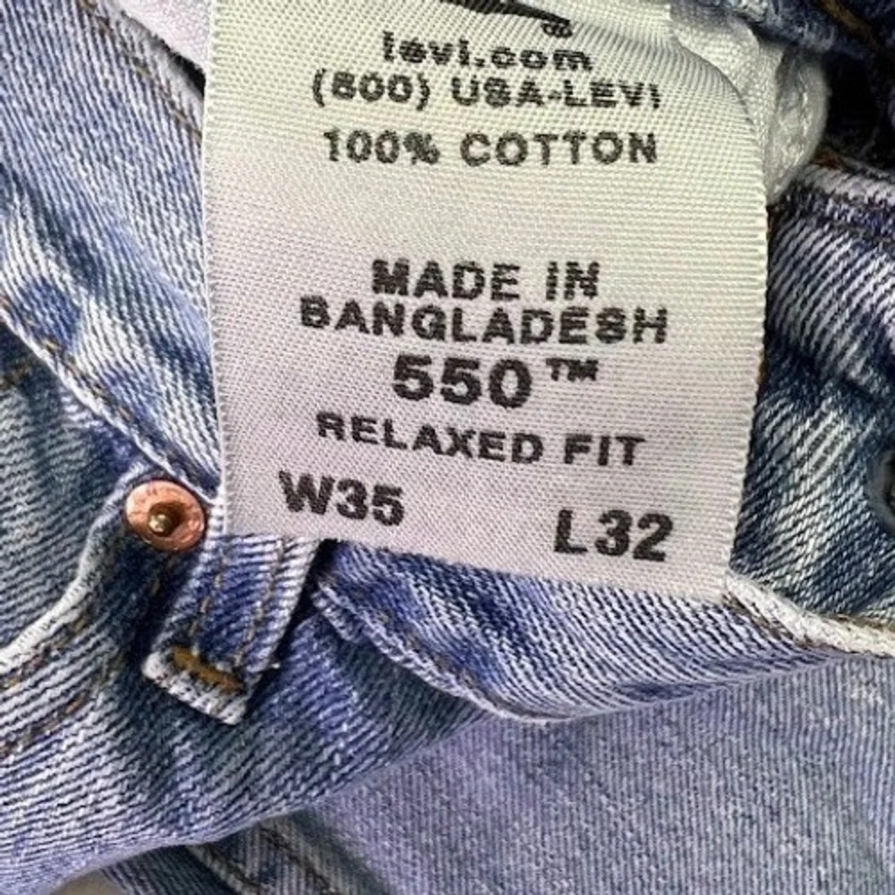 Levi's 550 Relaxed Fit Jeans‎ Mens 35x32 Blue Light Wash Good Tapered Leg Y2K